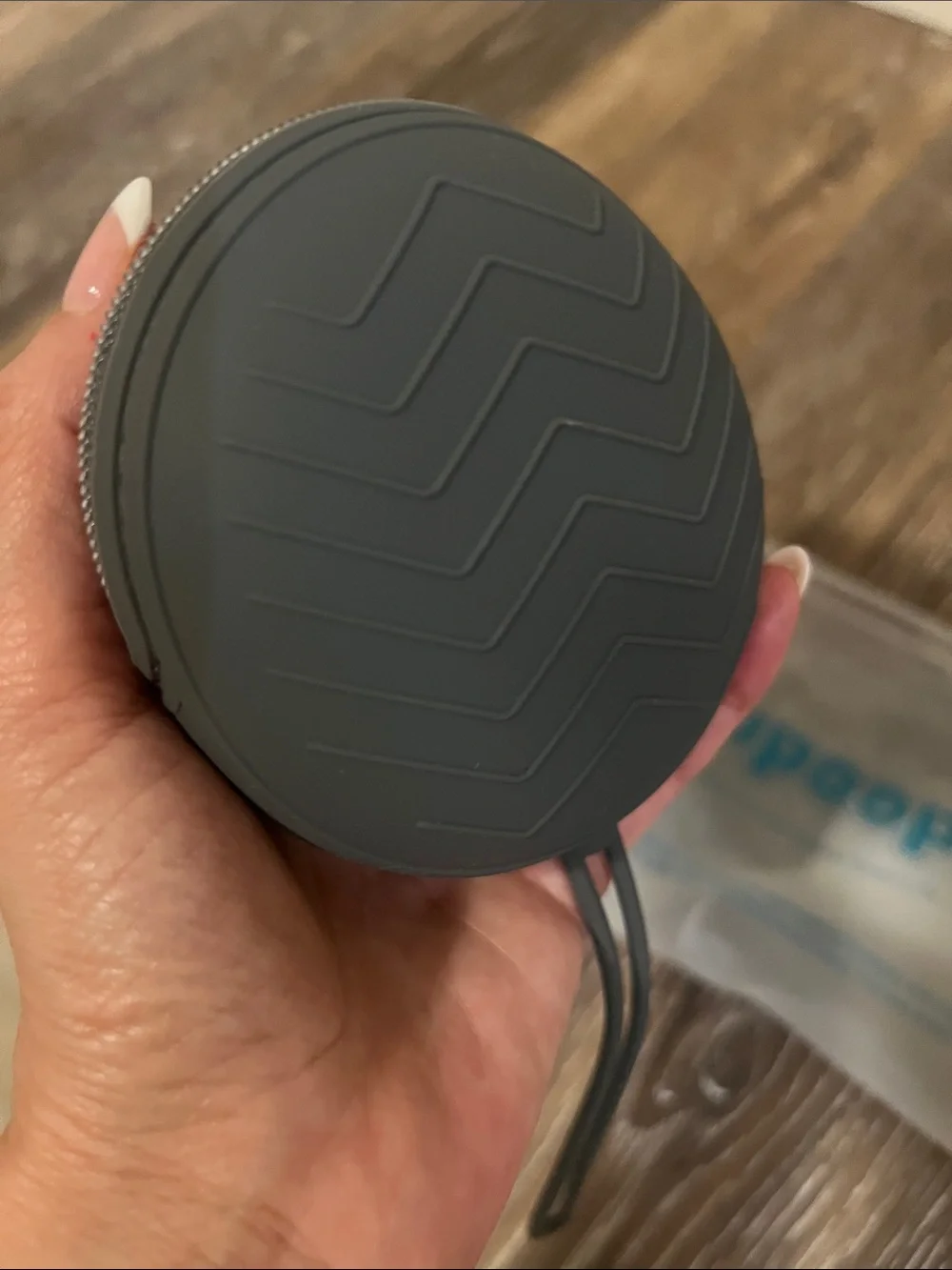 Kids Gray Silicone Round Jewelry Case with Wrist Strap